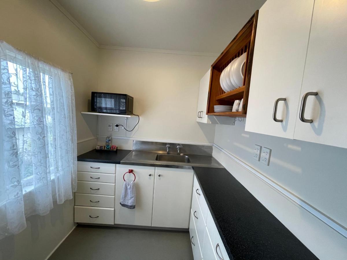 Summer Inn Motel Orewa Esterno foto